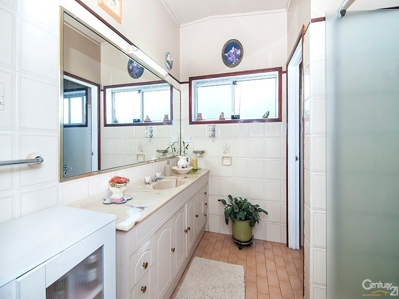 21 Alliance Avenue, Revesby NSW 2212