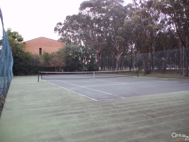 15 Mead Drive, Chipping Norton NSW 2170