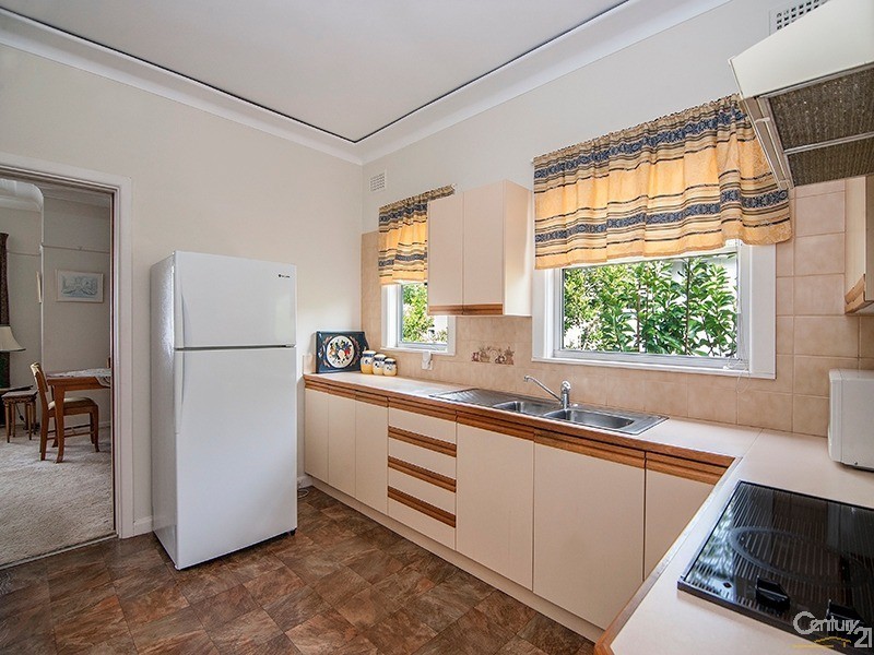 6 Junction Street, Mortdale NSW 2223