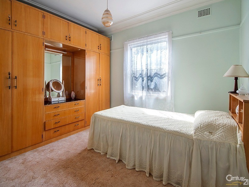 6 Junction Street, Mortdale NSW 2223