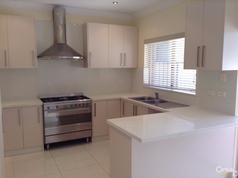 3 English Street, Revesby NSW 2212