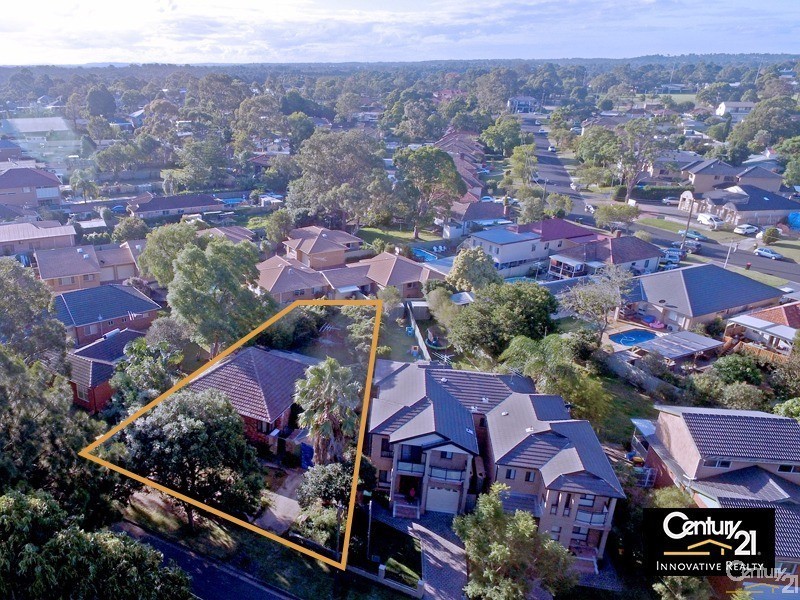 6 Forrest Road, East Hills NSW 2213