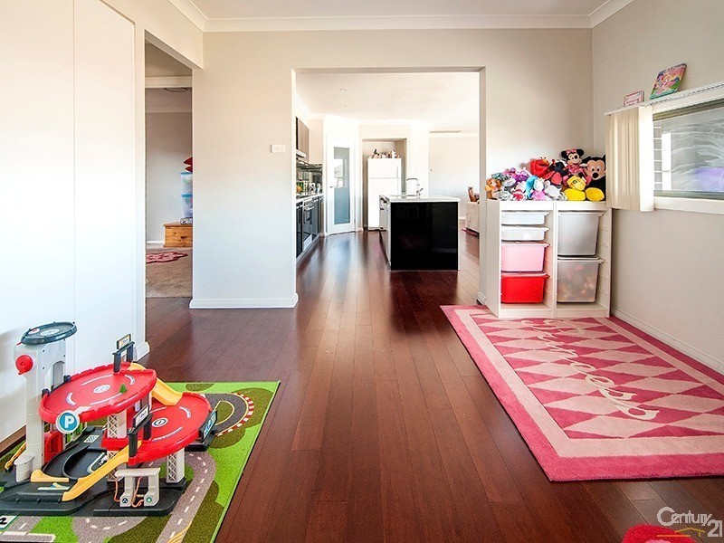 4 Cotter Lane, Moorebank NSW 2170