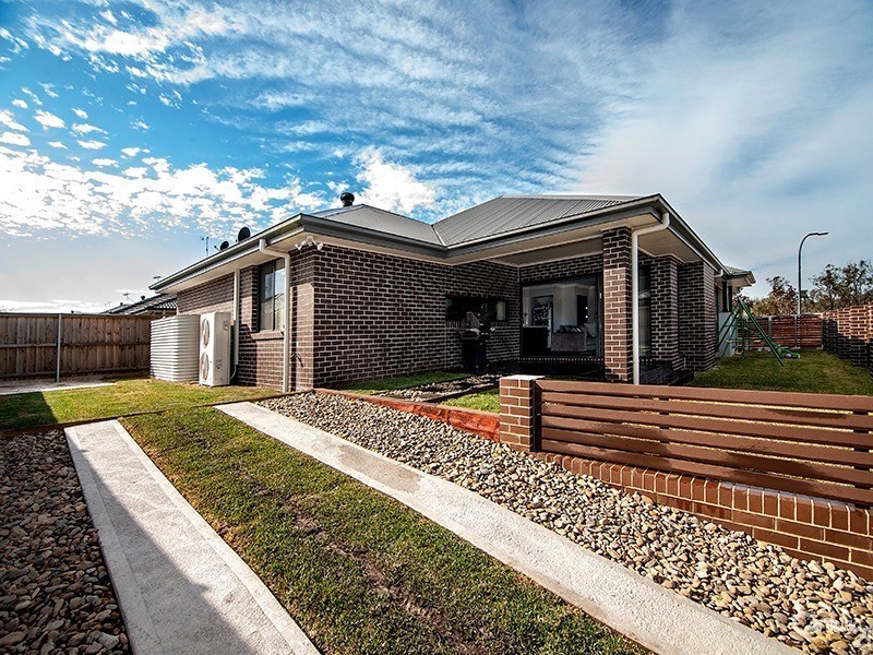 4 Cotter Lane, Moorebank NSW 2170