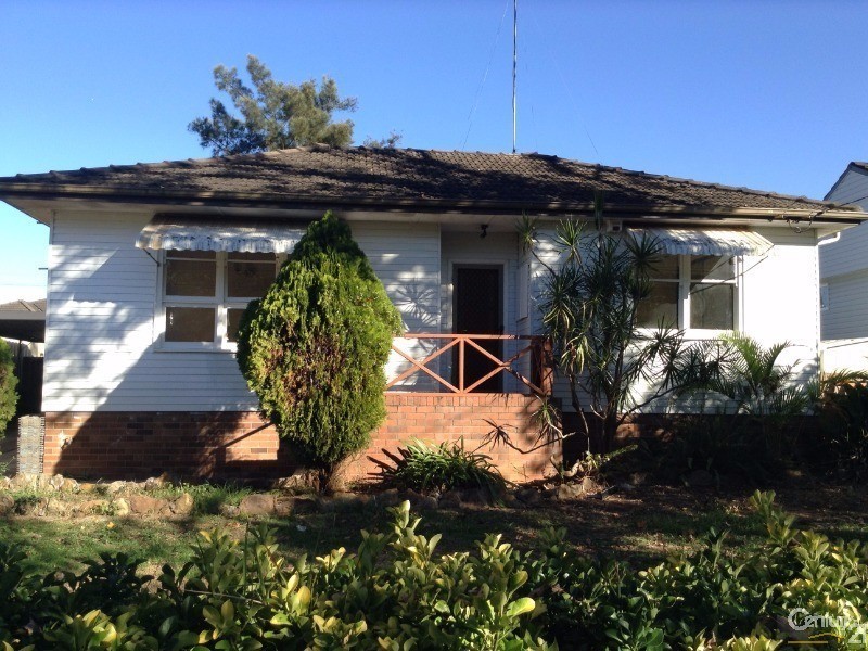 23  Hendy Ave, Panania NSW 2213