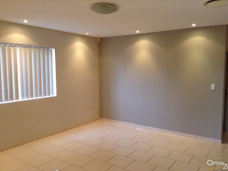 10 Buckley Avenue, Revesby NSW 2212