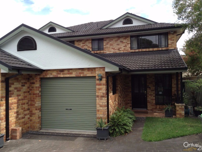 24 Donald Street, Picnic Point NSW 2213