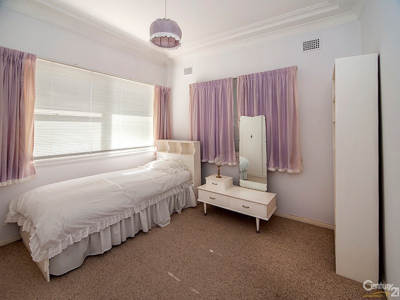 7 Panorama Parade, Panania NSW 2213