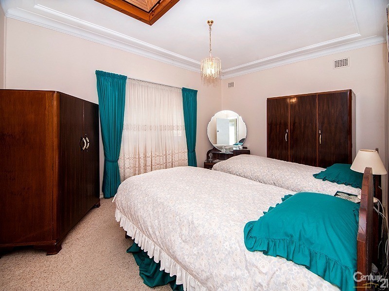 7 Panorama Parade, Panania NSW 2213