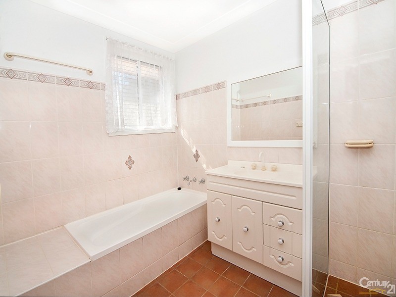 6/2a Victoria Street, Revesby NSW 2212