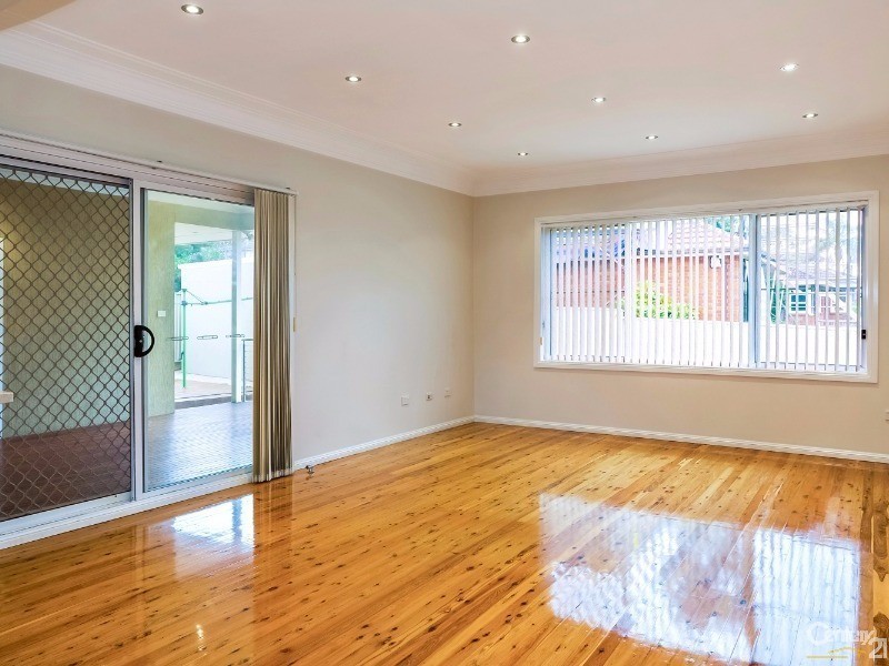 38 Ellesmere Street, Panania NSW 2213