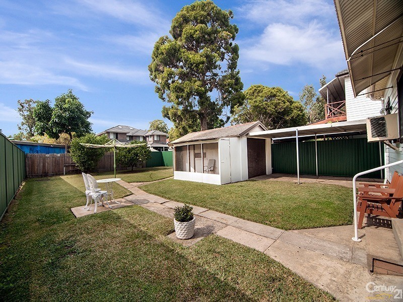 17 Killara Avenue, Panania NSW 2213