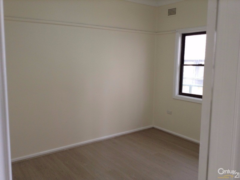 10 Edgar St, Yagoona NSW 2199