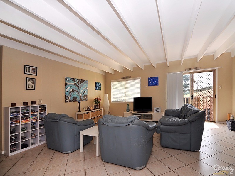 25 Pozieres Avenue, Milperra NSW 2214