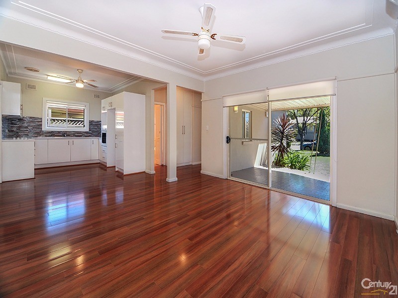 161 Bransgrove Road, Panania NSW 2213