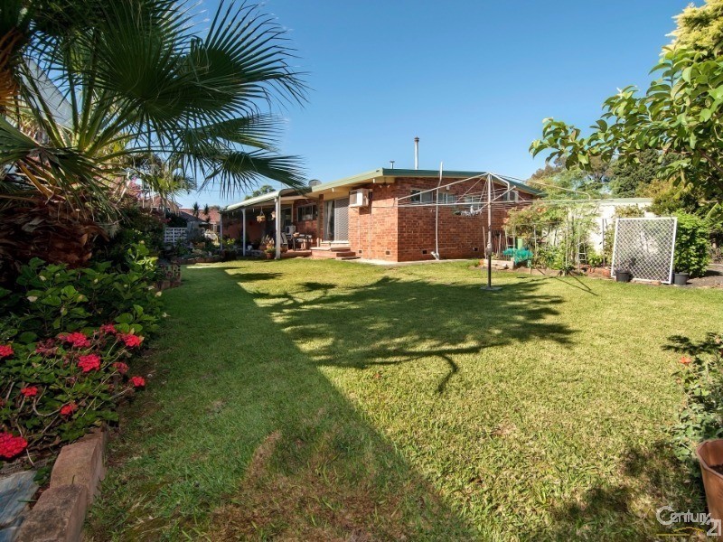 21 Alliance Avenue, Revesby NSW 2212