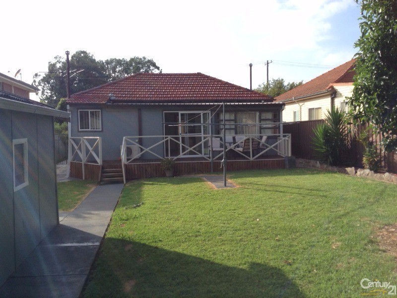 24 Banks Street, Padstow NSW 2211