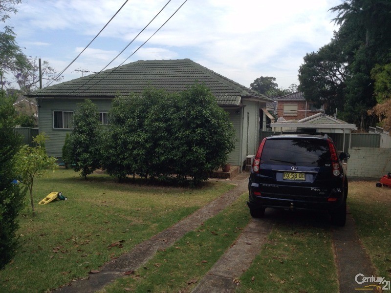 120 Birdwood Road, Georges Hall NSW 2198