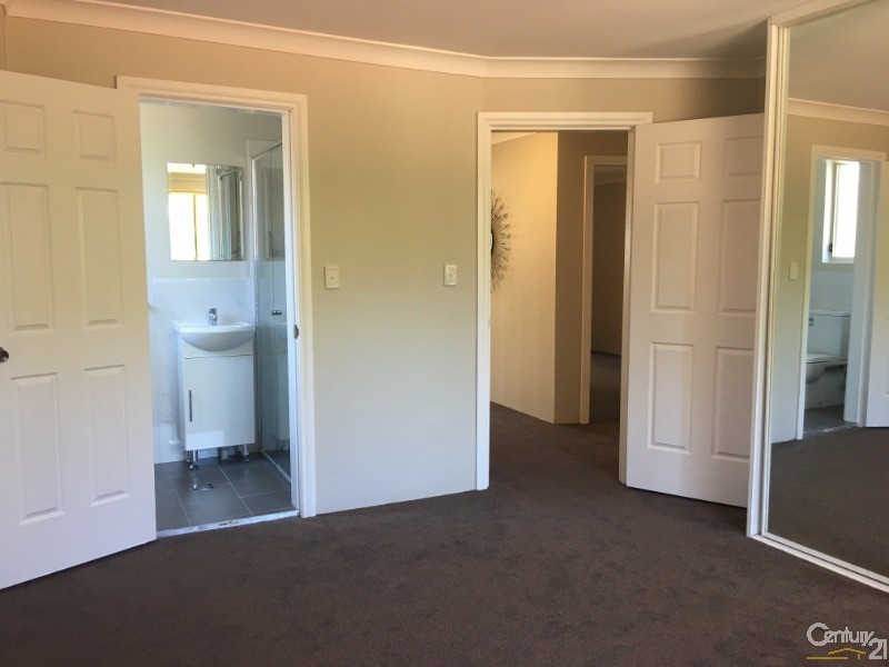 2/6  Lee St, Condell Park NSW 2200