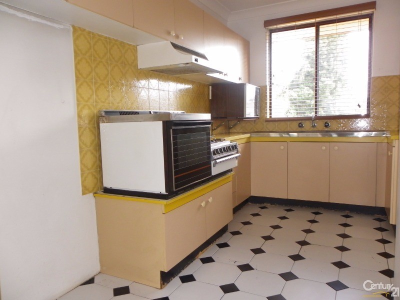 24/8 Hixson Street, Bankstown NSW 2200
