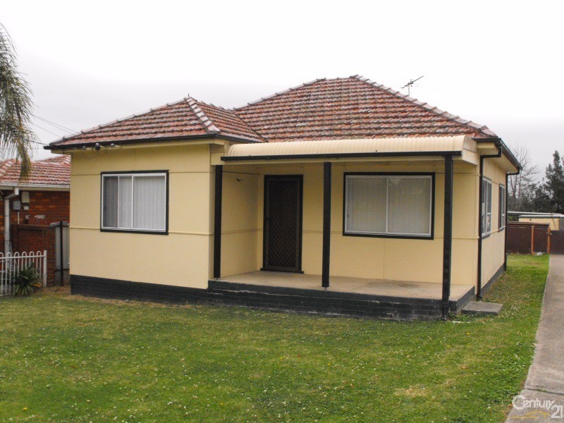 34 Ellis St, Condell Park NSW 2200