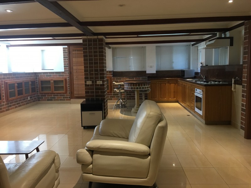 12a Saric Ave, Georges Hall NSW 2198