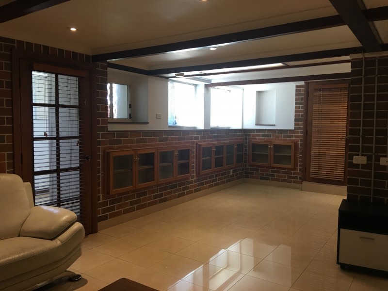 12a Saric Ave, Georges Hall NSW 2198