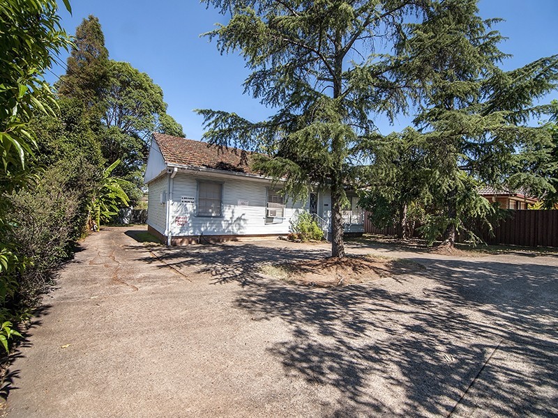 115 Nuwarra Road, Moorebank NSW 2170