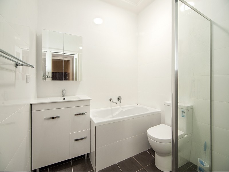 31 Taloma Street, Picnic Point NSW 2213