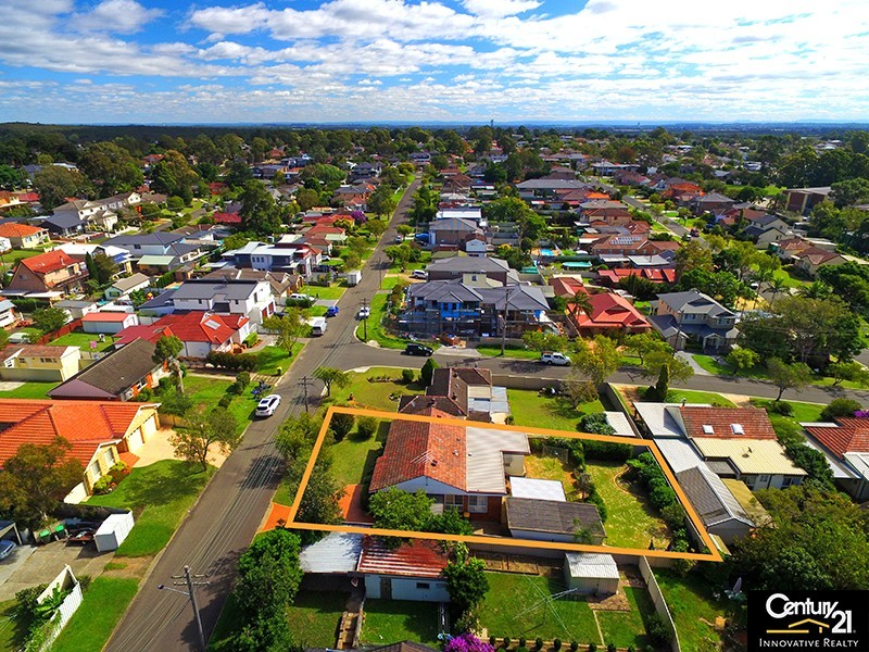 31 Taloma Street, Picnic Point NSW 2213