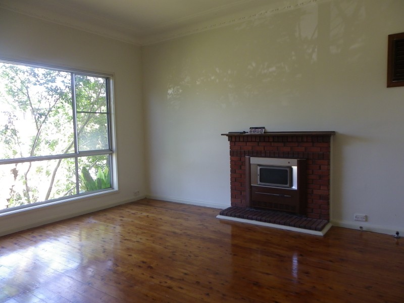 8 Donald St, Picnic Point NSW 2213