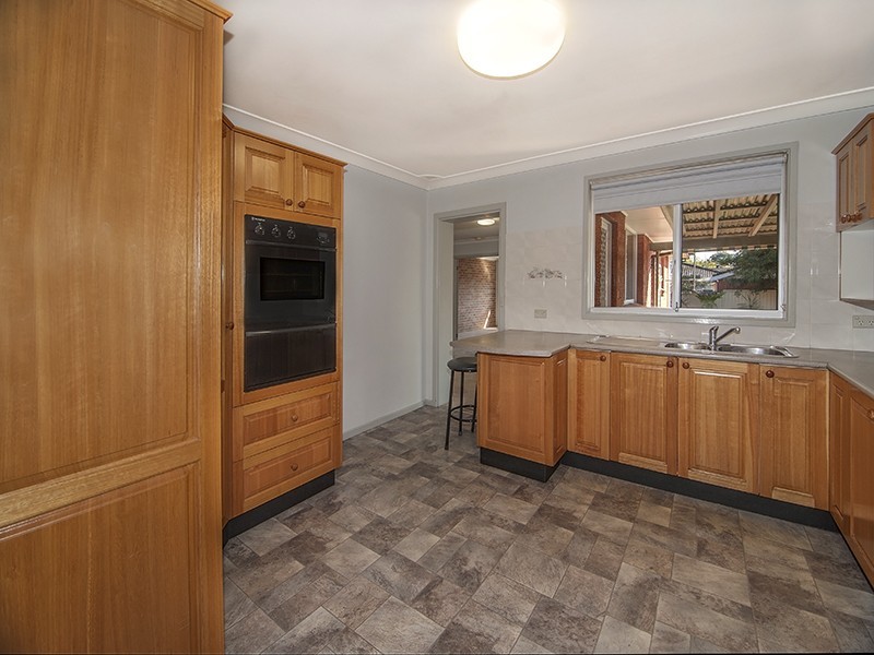 47 Jacaranda Drive, Georges Hall NSW 2198