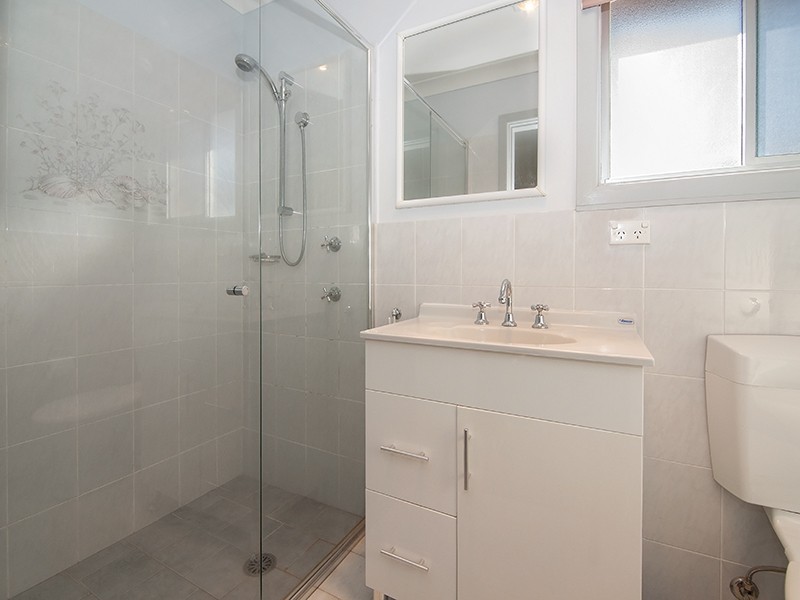 47 Jacaranda Drive, Georges Hall NSW 2198