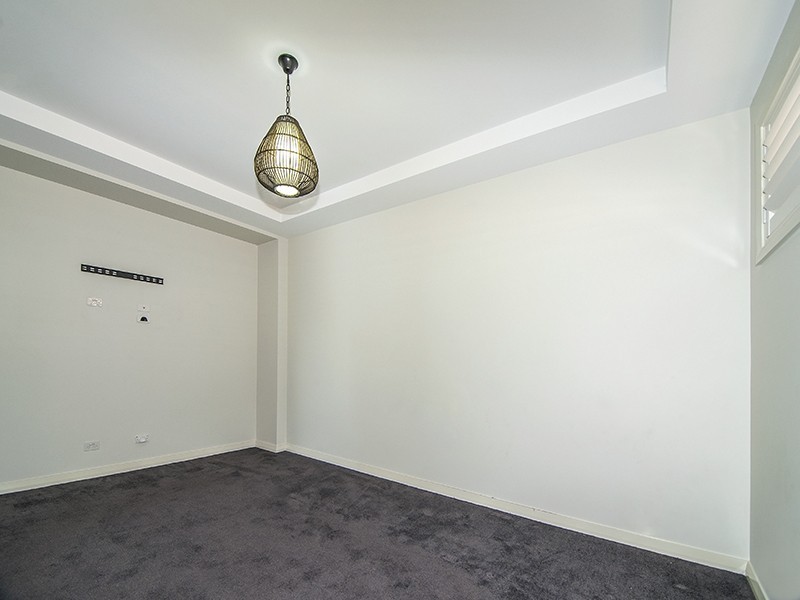 8 Cotter Lane, Moorebank NSW 2170