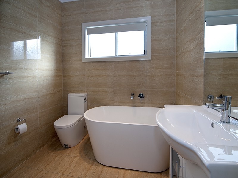 13 Cheatle Street, East Hills NSW 2213