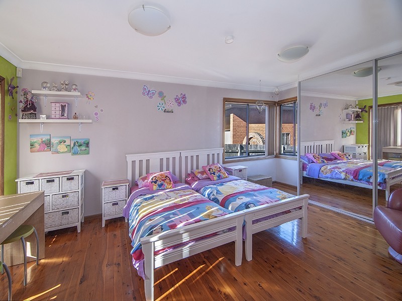 83 Flinders Road, Georges Hall NSW 2198