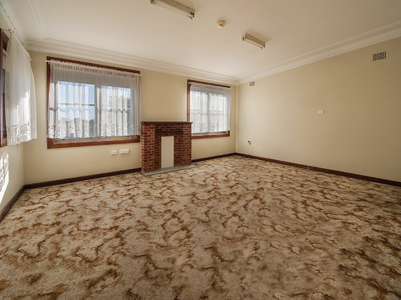 22  Coleridge Street, Riverwood NSW 2210