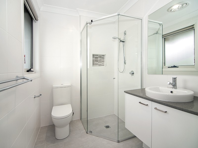 10 Kathleen Parade, Picnic Point NSW 2213