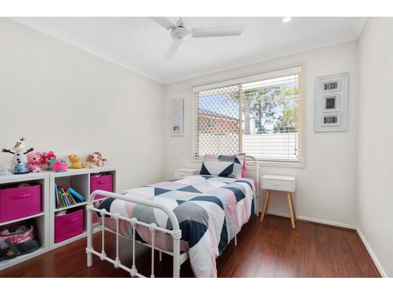 1 Ellesmere Court, Wattle Grove NSW 2173
