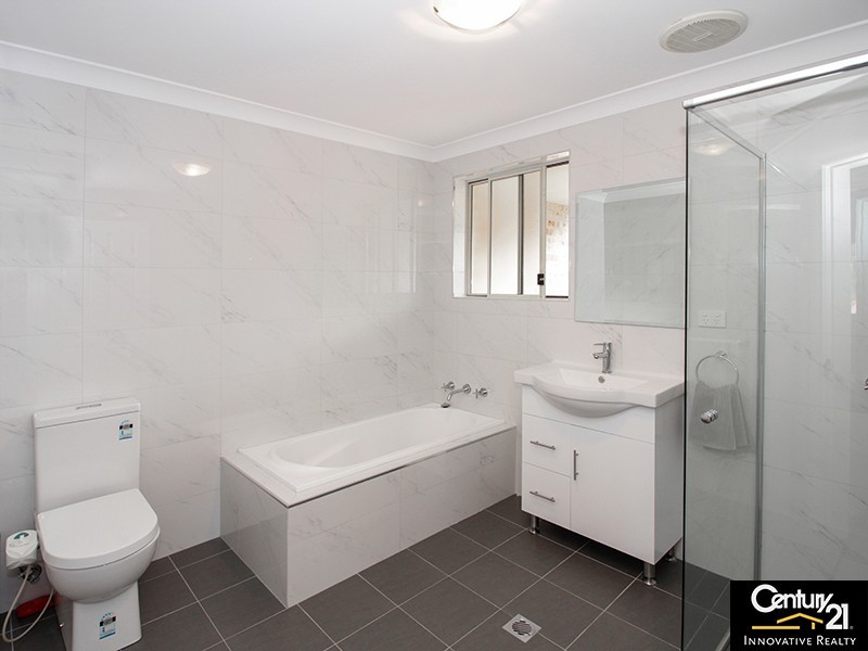 2/6 Lee Street, Condell Park NSW 2200