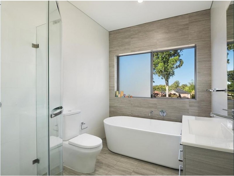 4 Kingston Avenue, Panania NSW 2213