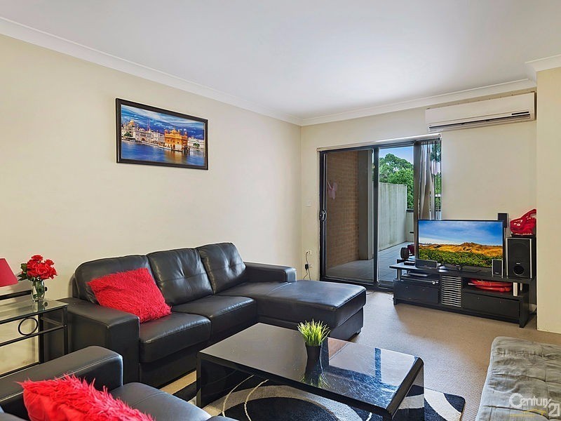 6/57 Penelope Lucas Lane, Rosehill NSW 2142
