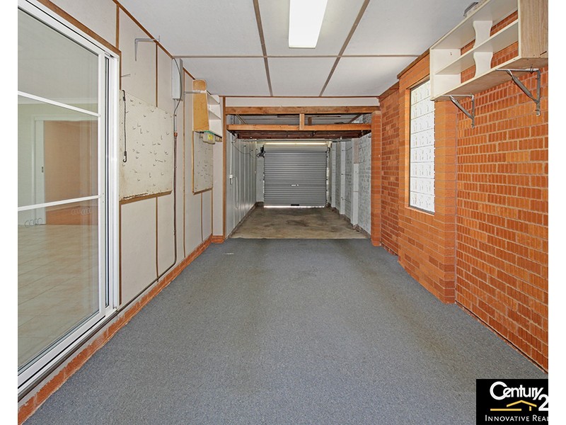 38 Austin Boulevard, Picnic Point NSW 2213