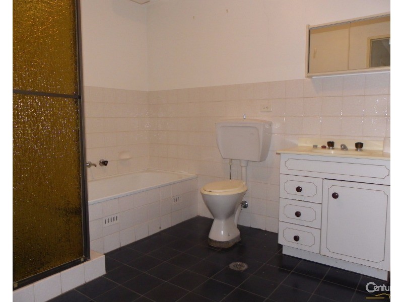 24/8-10 Hixson Street, Bankstown NSW 2200