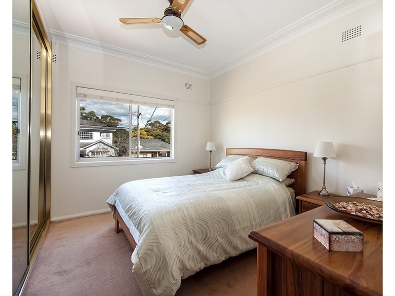 6 Sandakan Road, Revesby Heights NSW 2212