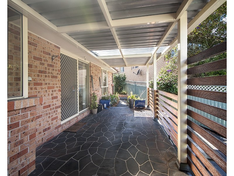 751a Henry Lawson Drive, Picnic Point NSW 2213