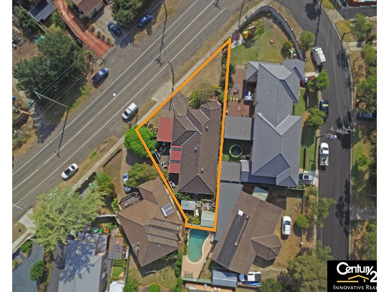 751a Henry Lawson Drive, Picnic Point NSW 2213