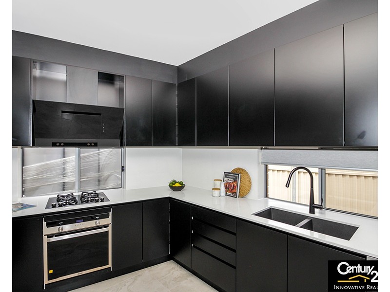 14b Boonoke Crescent, Miller NSW 2168