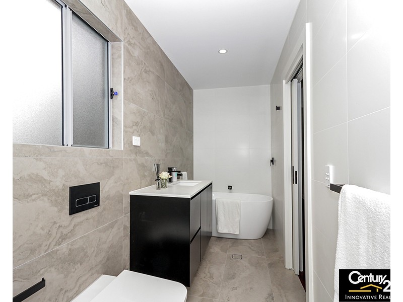 14b Boonoke Crescent, Miller NSW 2168