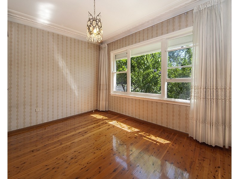 99 Flinders Road, Georges Hall NSW 2198